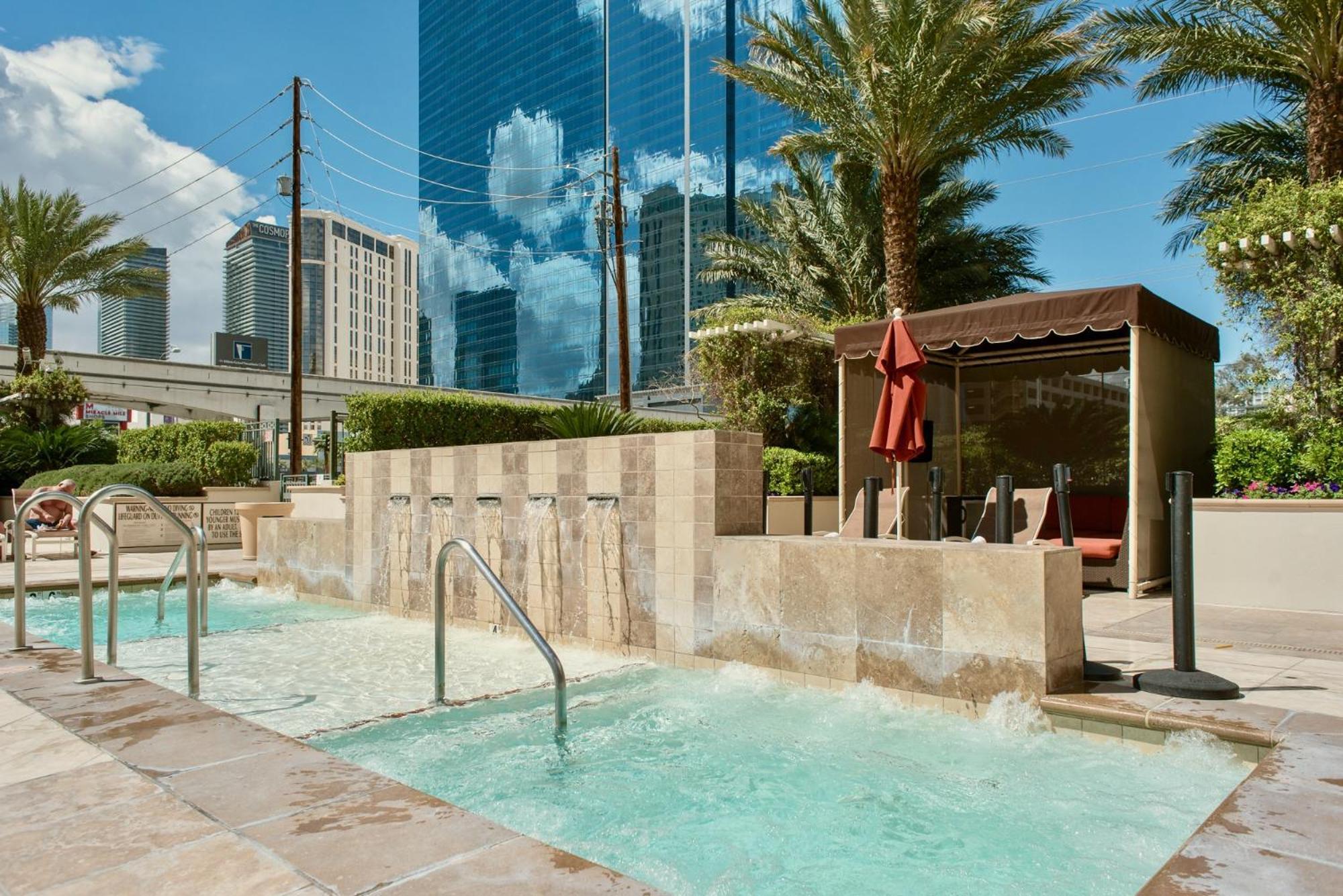 Strip View Suites - No Resort Fee ! Las Vegas Exterior foto